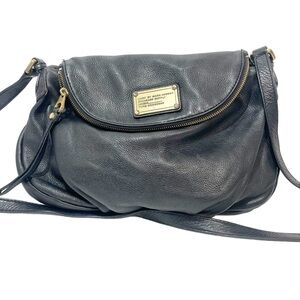 MARC BY MARC JACOBS Black Pebbled Leather Classic Q Natasha Crossbody Bag